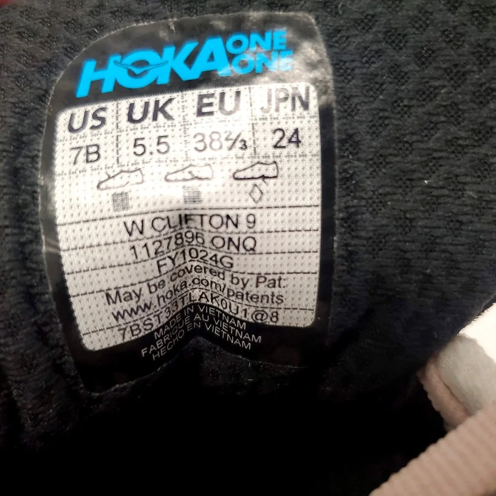 HOKA Clifton 9 Women's 7 B Obsidian Quartzite Running Shoes 1127896-ONQ black